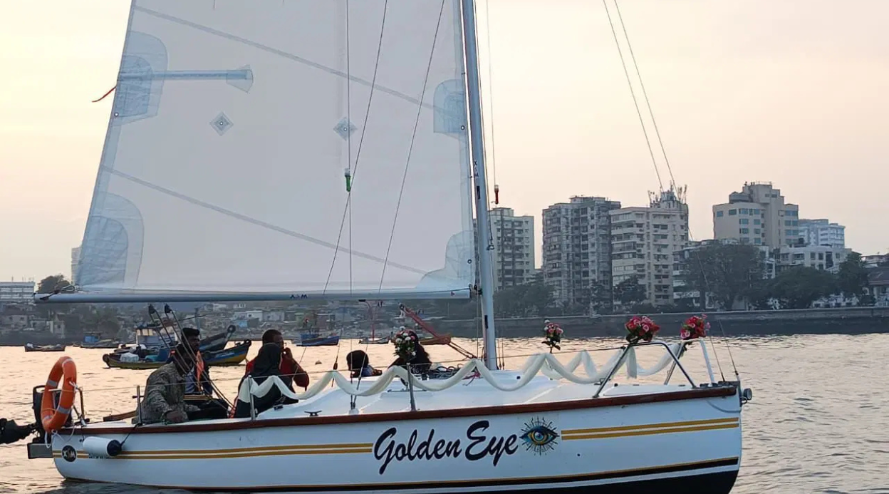 XS 63 Sail Yacht | Sailing at Gateway of India, Mumbai