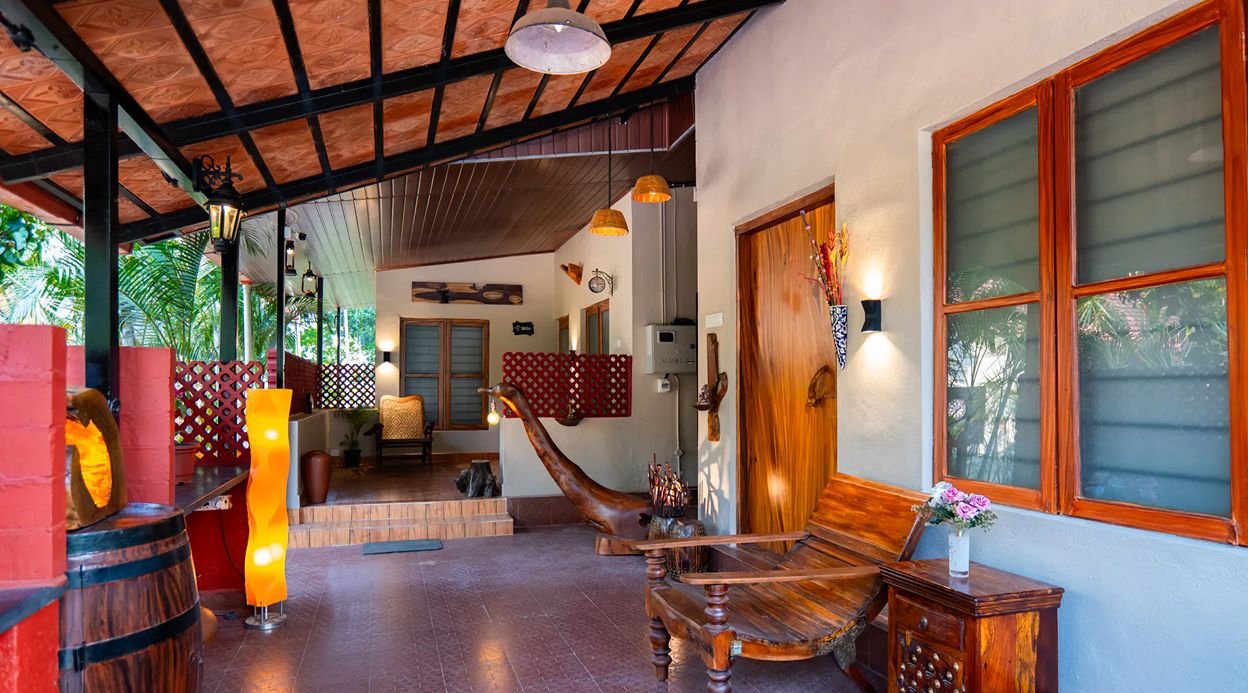 Twisted Tree | 1- Room Suite with Shared Pool & Restaurant