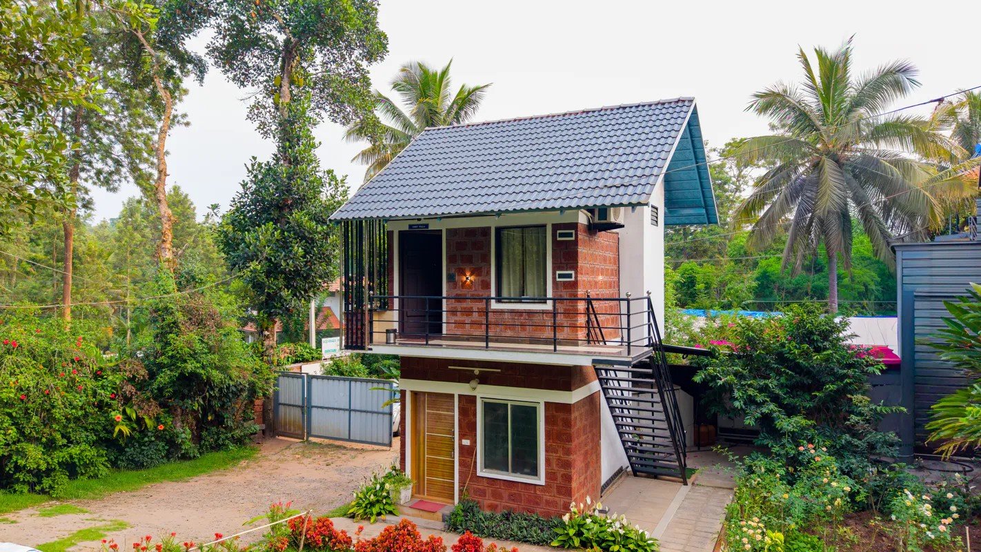 Avocado Cottages Cozy Room | Pet-friendly Garden Suite Amid Avocado & Coffee Estate