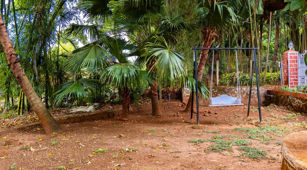 Blue Mountains | 3-BHK Pet-Friendly Retreat Amid Coffee Plantations with Verandah Sit-Out
