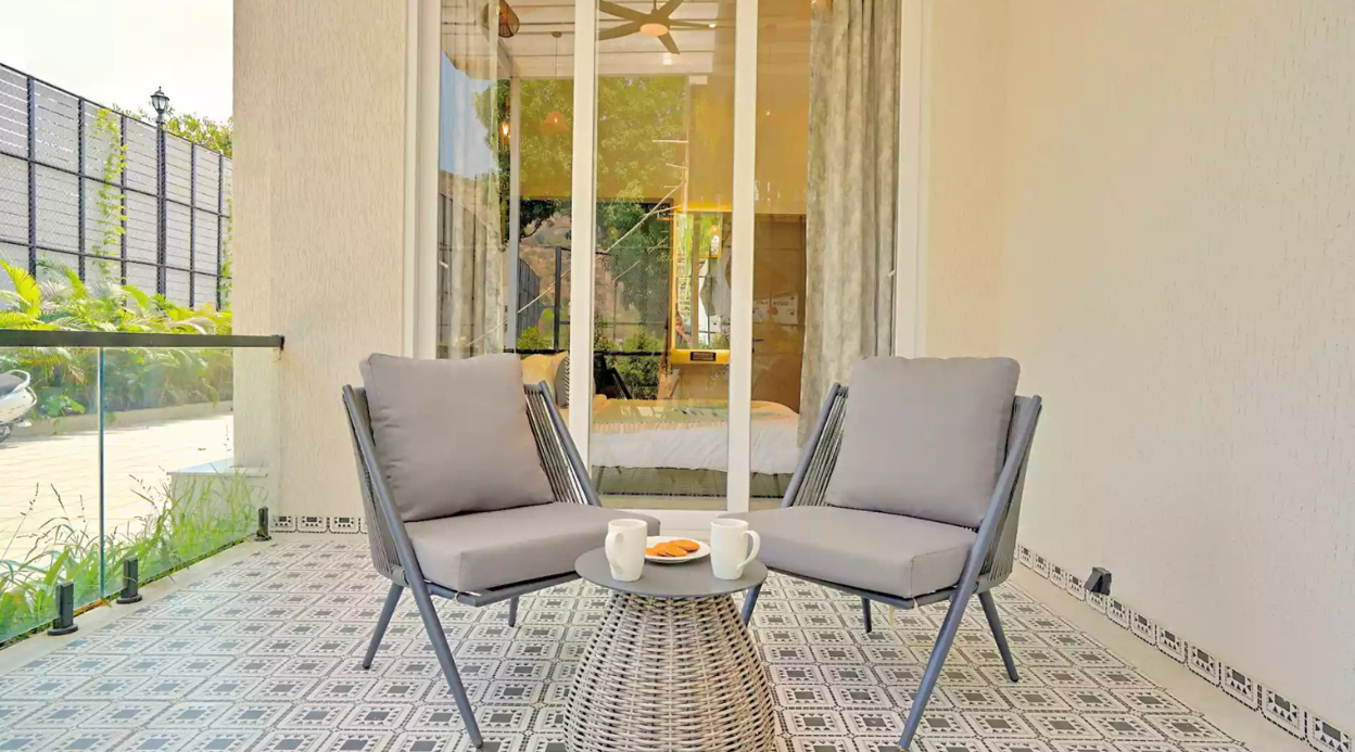 Meraki Villa 5-BHK Glass Villa With Private Pool, Balcony & Gazebo