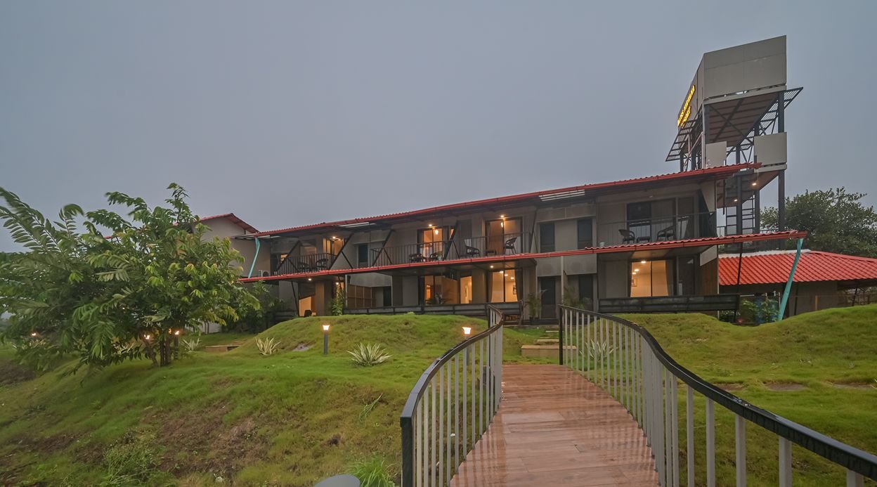 Bliss Niravana | 10-BHK | Luxury Villa In Lonavala
