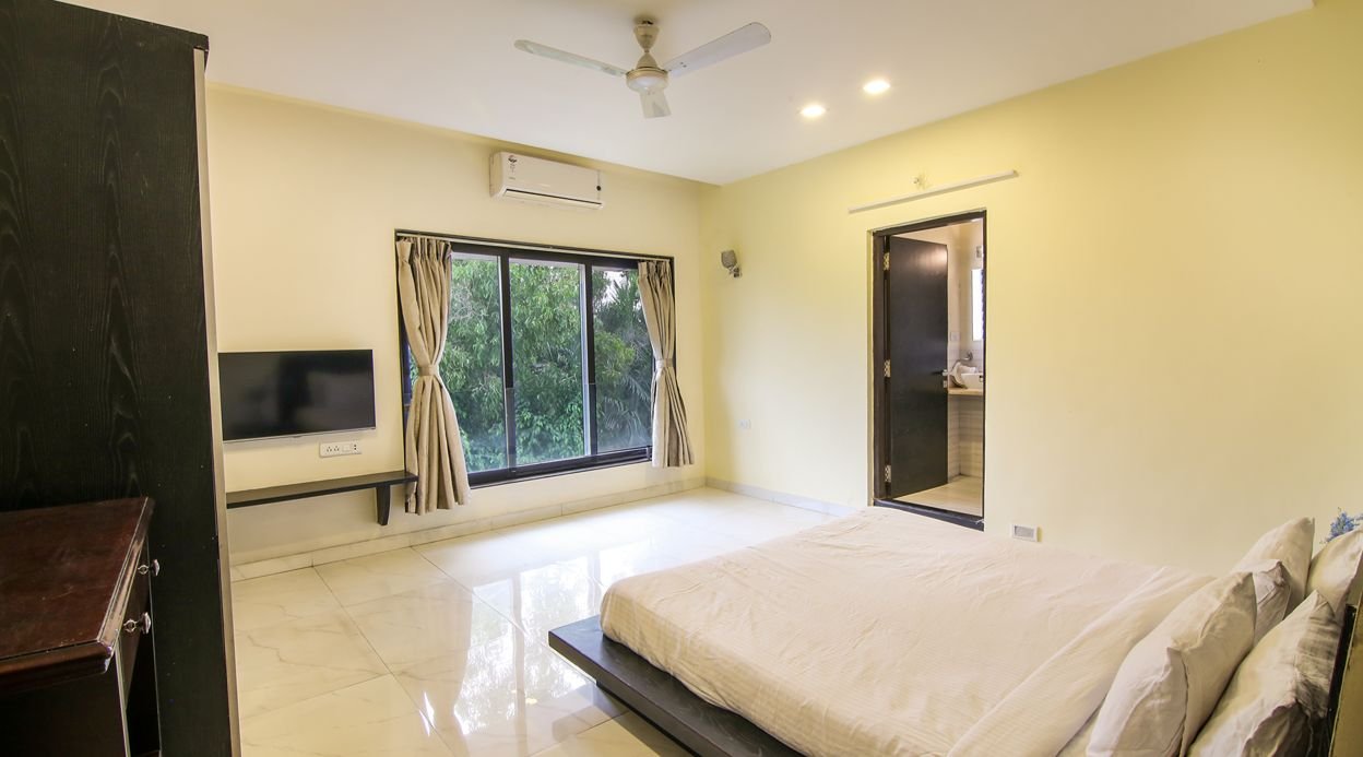 Makani Villa | 5-BHK With Pvt Pool | In Lonavala