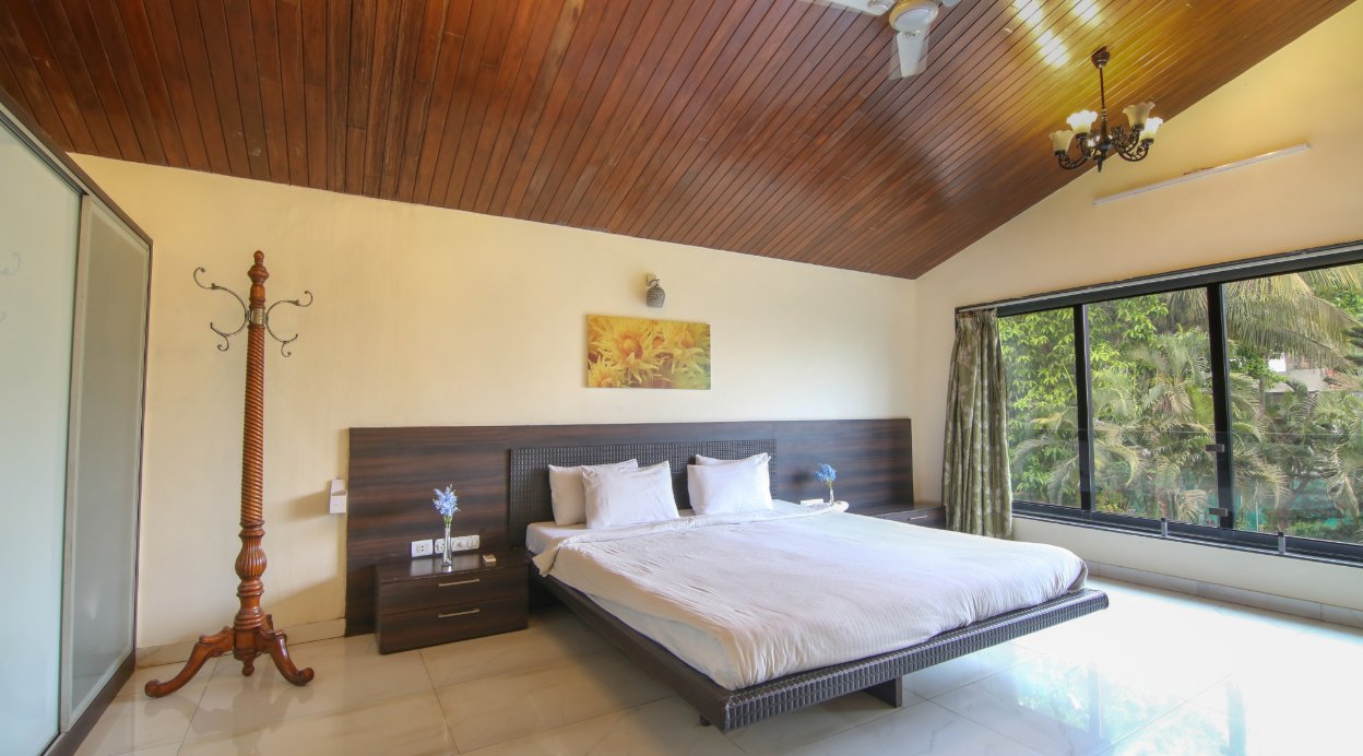 Makani Villa | 5-BHK With Pvt Pool | In Lonavala