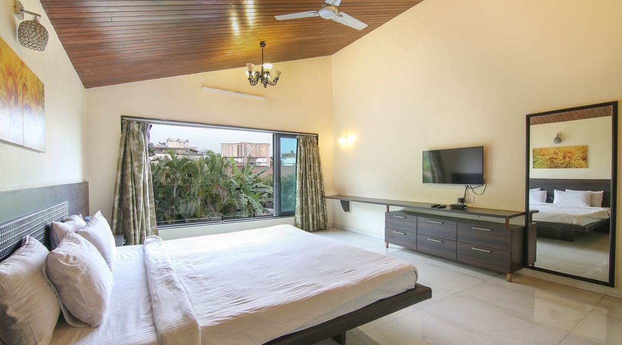 Makani Villa | 5-BHK With Pvt Pool | In Lonavala