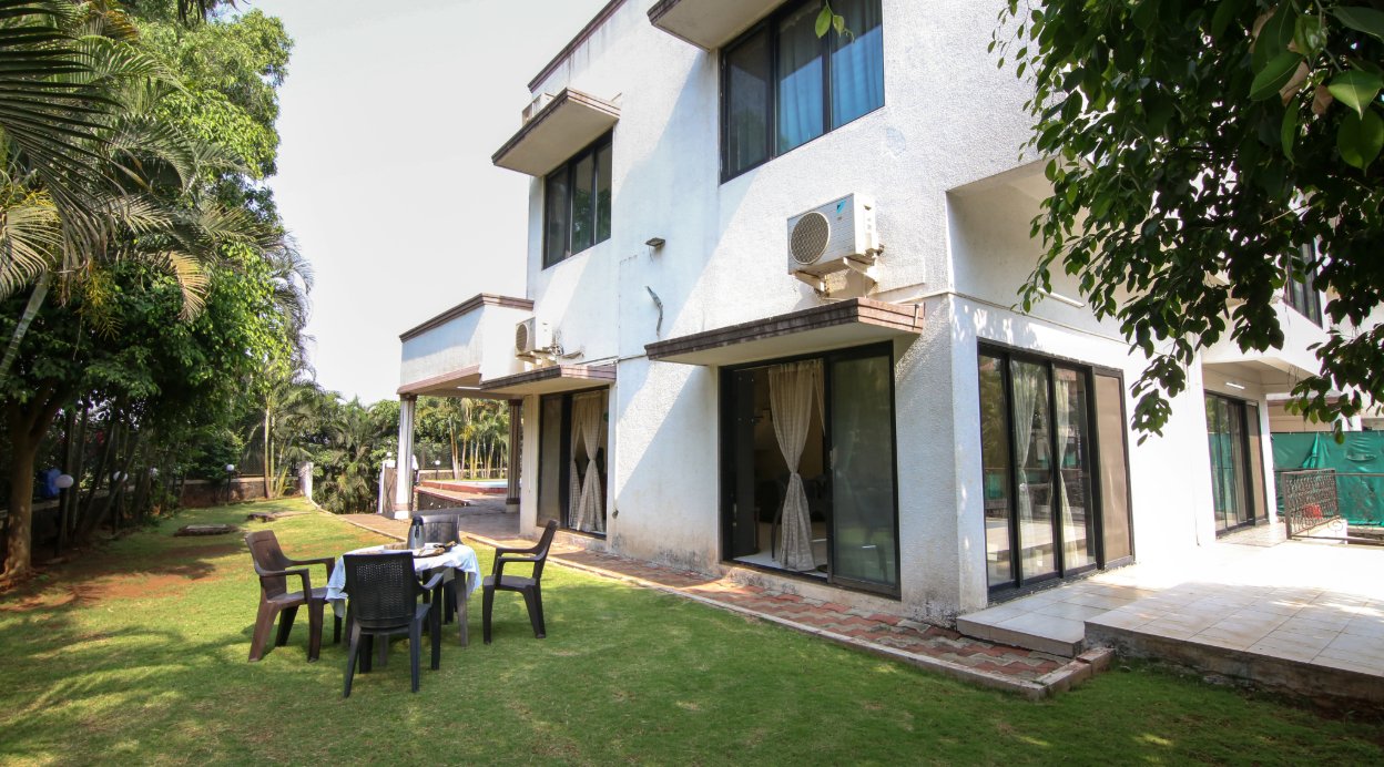 Makani Villa | 5-BHK With Pvt Pool | In Lonavala