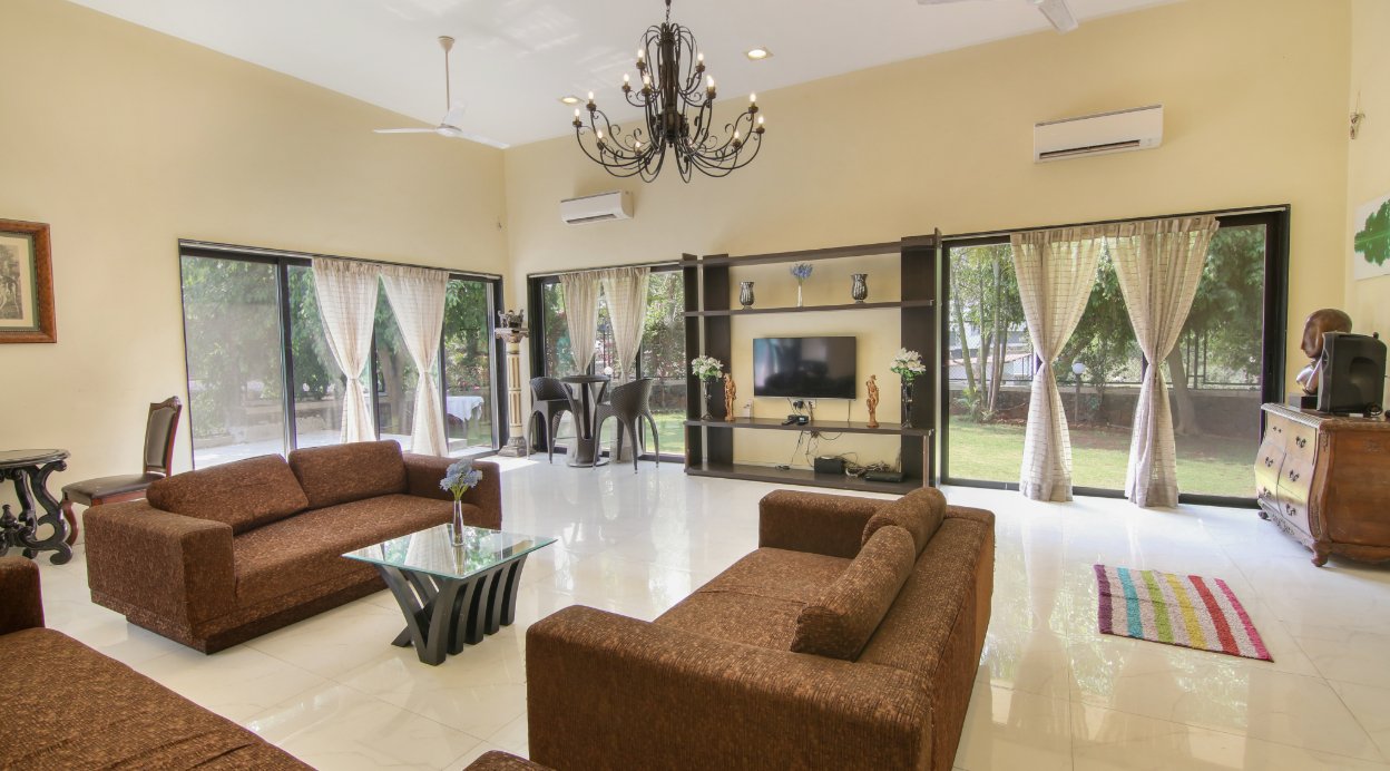 Makani Villa | 5-BHK With Pvt Pool | In Lonavala