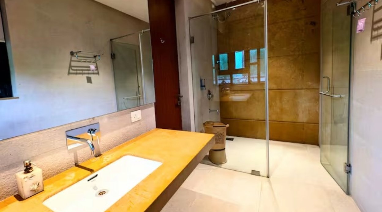 Villa 47 (Pure Veg) 4-BHK Luxury Villa | With Pvt Pool In Lonavala