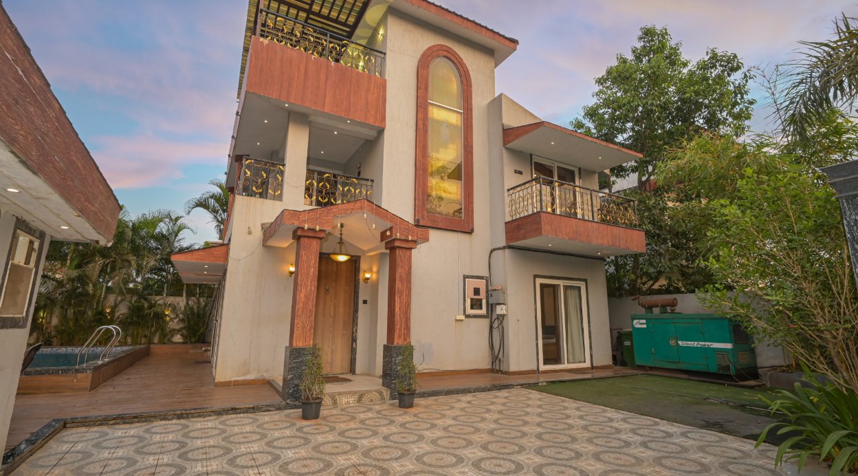 Casa Divine Villa | 3-BHK Villa | With Pvt Pool In Lonavala