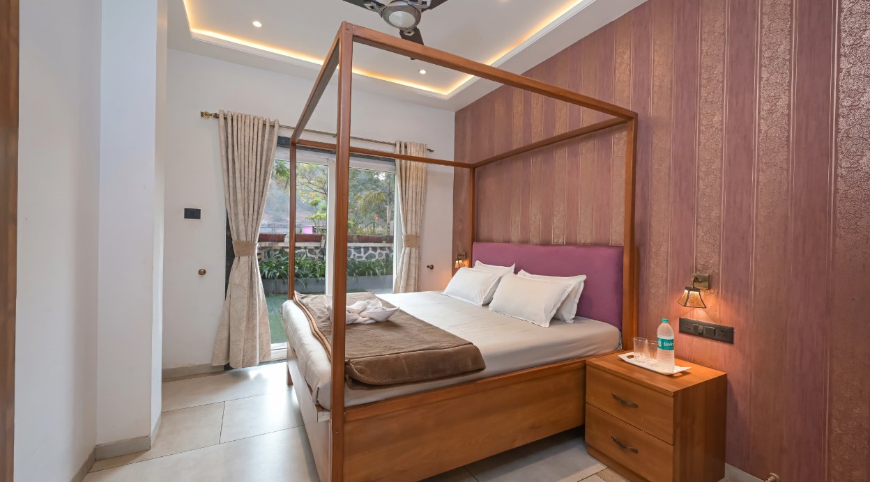 Casa Divine Villa | 3-BHK Villa | With Pvt Pool In Lonavala