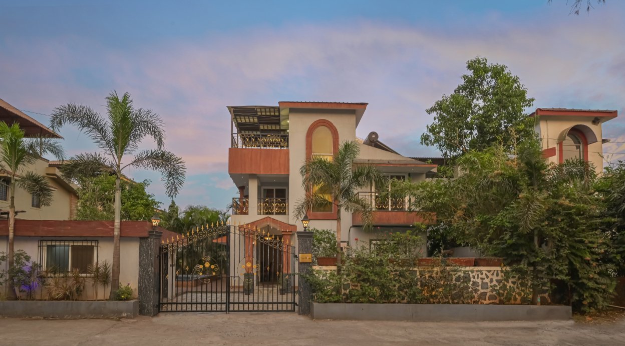 Casa Divine Villa | 3-BHK Villa | With Pvt Pool In Lonavala