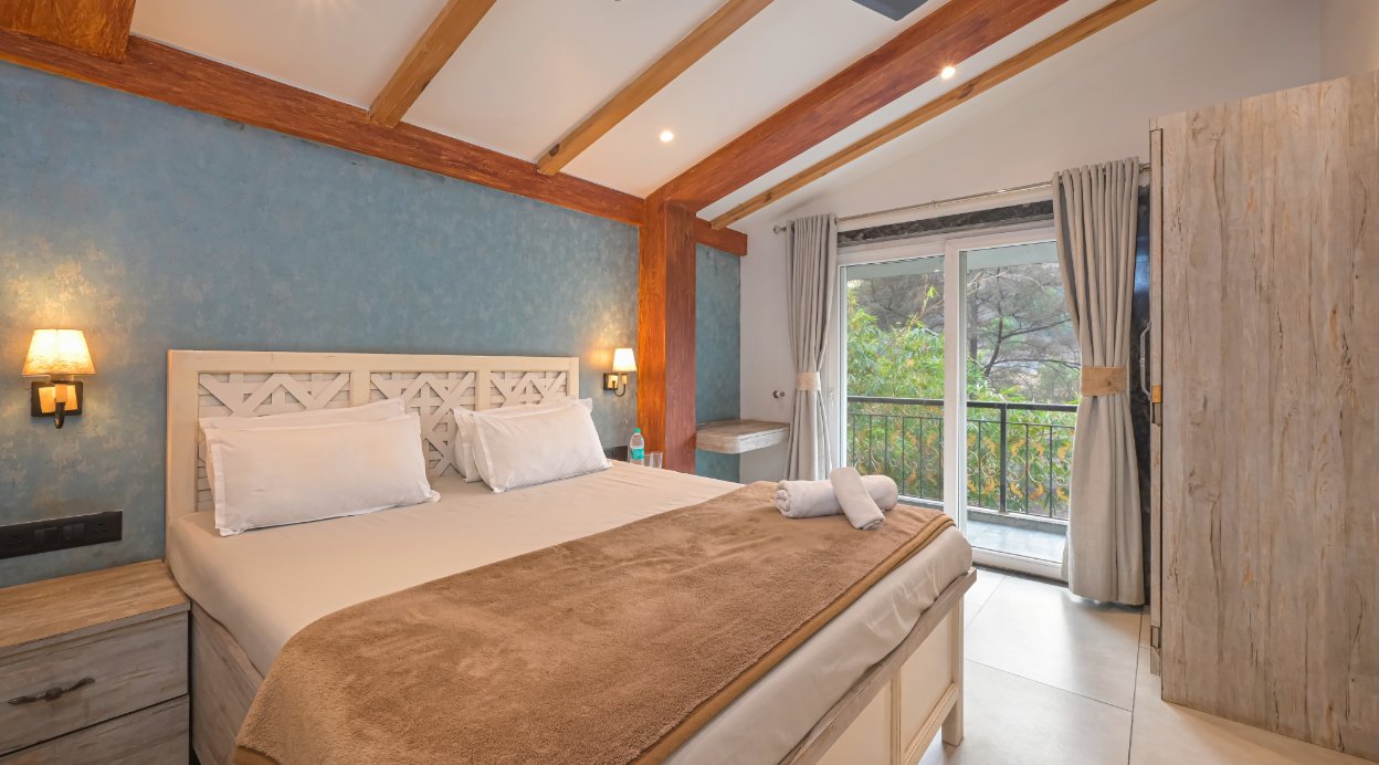 Casa Divine Villa | 3-BHK Villa | With Pvt Pool In Lonavala