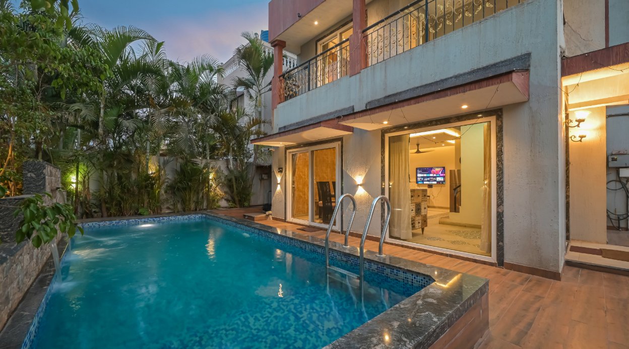 Casa Divine Villa | 3-BHK Villa | With Pvt Pool In Lonavala