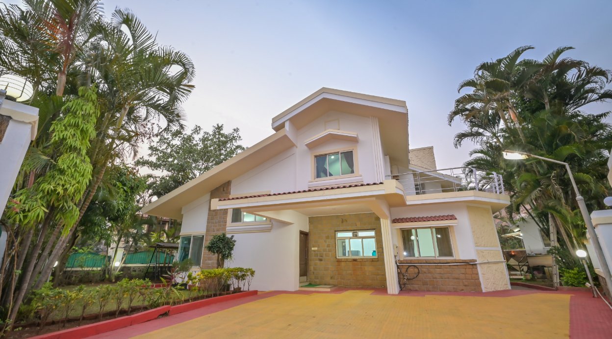 S4 Villa | 3-BHK Villa | With Pvt Pool In Lonavala
