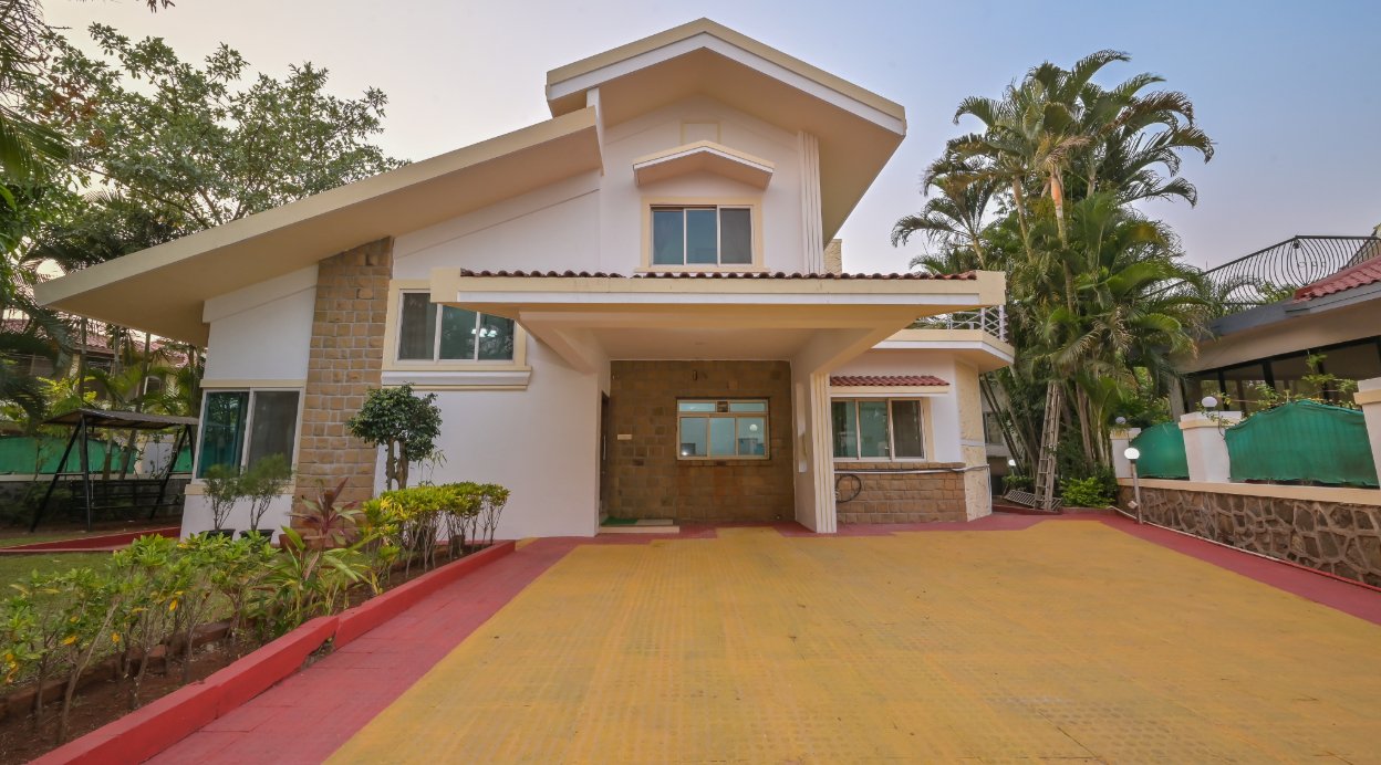 S4 Villa | 3-BHK Villa | With Pvt Pool In Lonavala