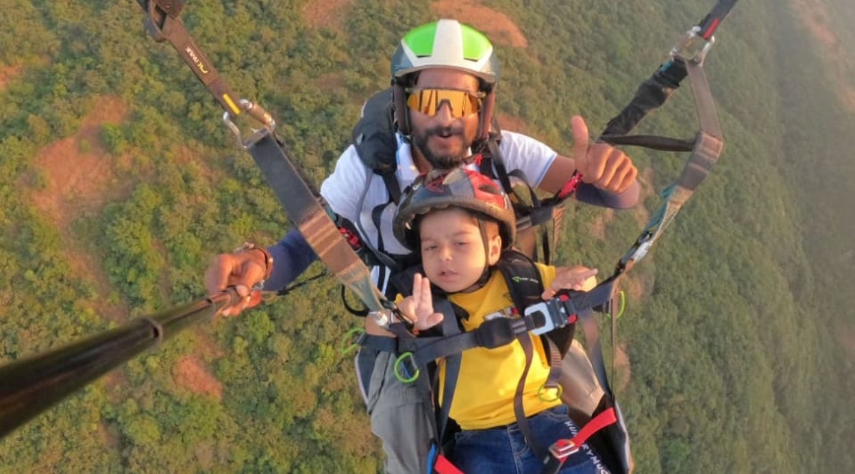 Paragliding | Special Acro Tandem In Kamshet
