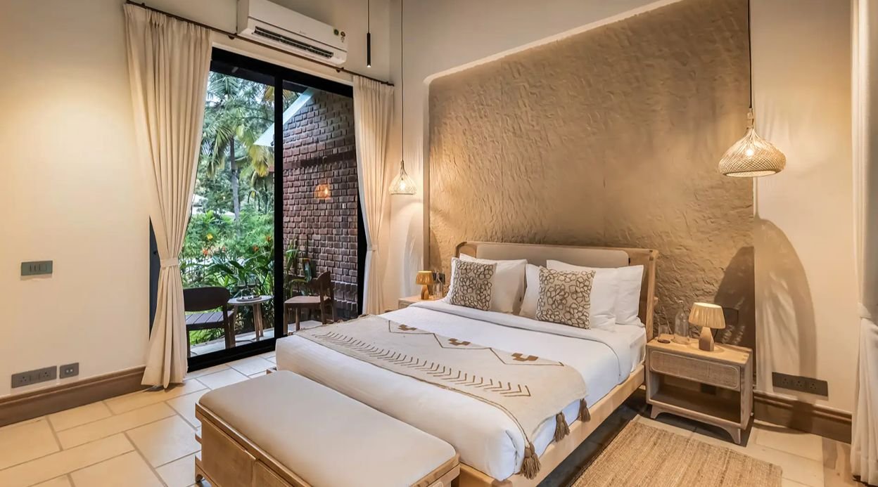 Saukhyam | Pet-Friendly 3 BHK Farm Villa with Open-Air Movie Lounge, Fire Pit, Cabana & Landscaped Garden