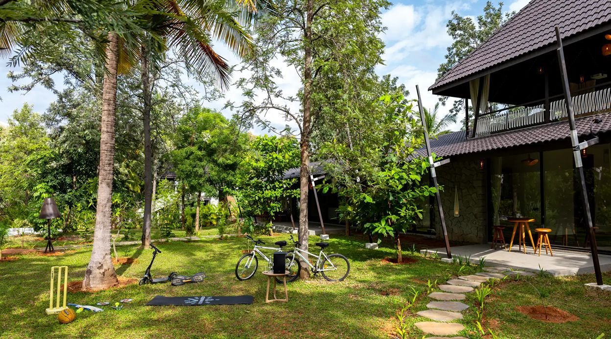 Saukhyam | Pet-Friendly 3 BHK Farm Villa with Open-Air Movie Lounge, Fire Pit, Cabana & Landscaped Garden