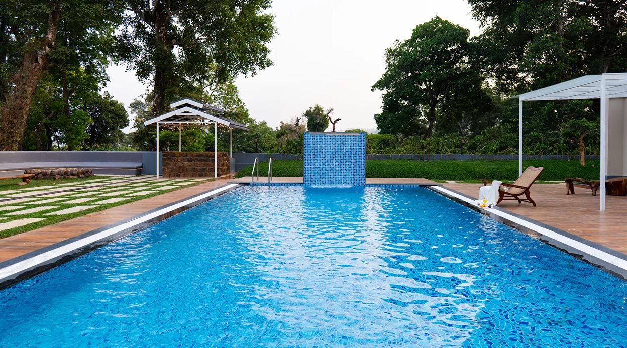Twisted Tree Another | 1-Premium Room With Private Sit Out & Shared Pool