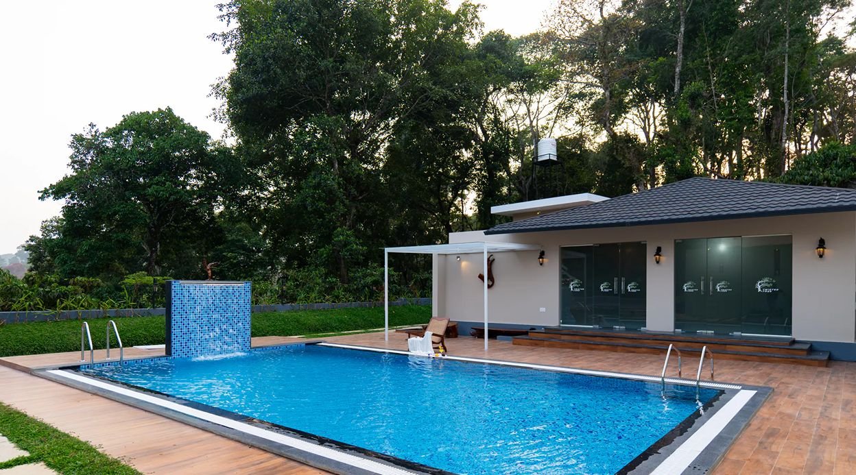 Twisted Tree Another | 1-Premium Room With Private Sit Out & Shared Pool