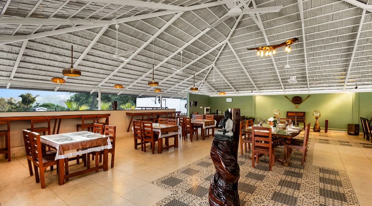 Twisted Tree Another | 1-Premium Room With Private Sit Out & Shared Pool